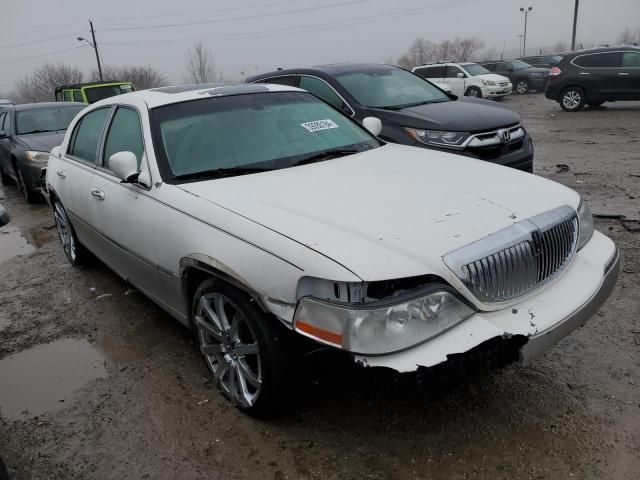 2007 Lincoln Town Car Signature Limited