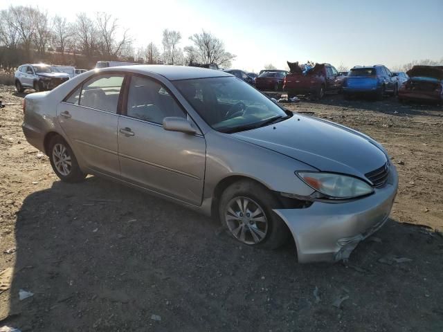 2004 Toyota Camry LE