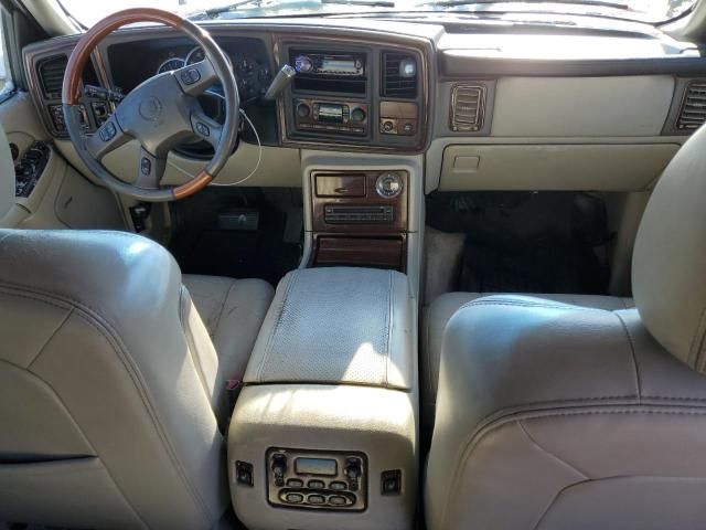 2003 Cadillac Escalade Luxury