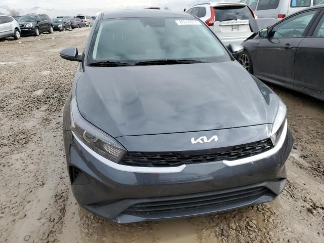 2023 KIA Forte LX