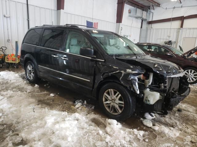 2008 Chrysler Town & Country Limited