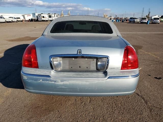 2006 Lincoln Town Car Signature Limited