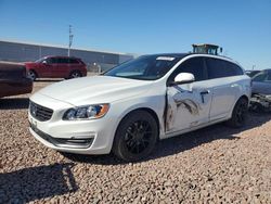 Volvo V60 Vehiculos salvage en venta: 2015 Volvo V60 Premier