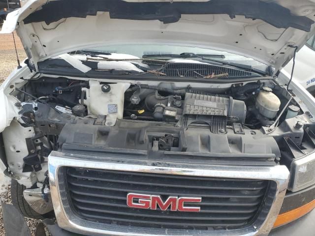 2017 GMC Savana Cutaway G3500