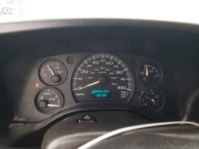 2004 Chevrolet Express G2500