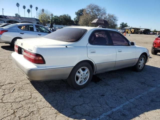 1995 Lexus ES 300