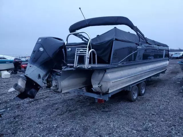 2021 Avalon Boat