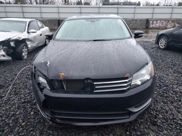 2013 Volkswagen Passat SE