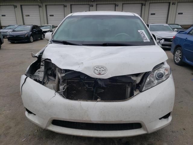 2012 Toyota Sienna LE