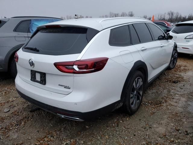 2019 Buick Regal Tourx Essence