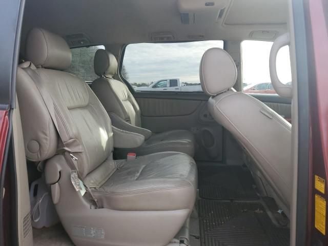 2006 Toyota Sienna XLE