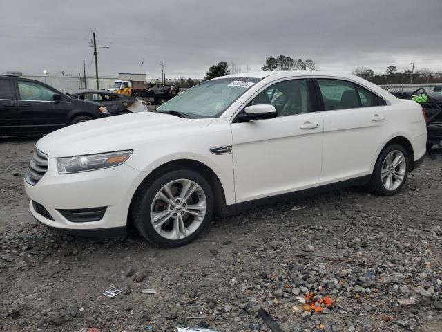 2016 Ford Taurus SEL