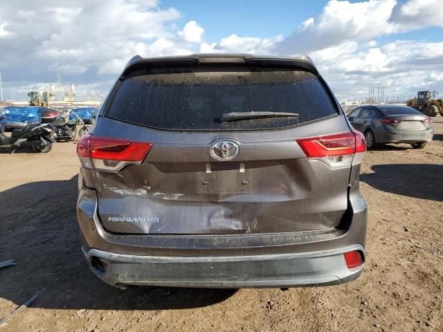 2019 Toyota Highlander LE