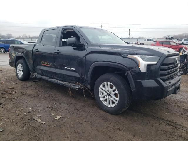 2022 Toyota Tundra Crewmax SR5