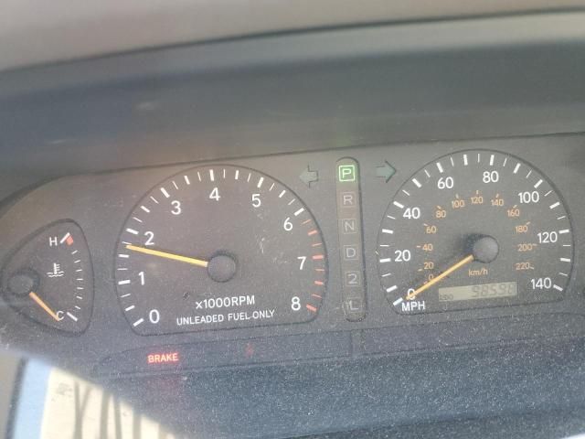 1999 Toyota Avalon XL