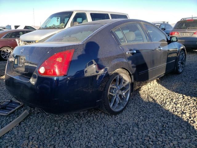 2004 Nissan Maxima SE