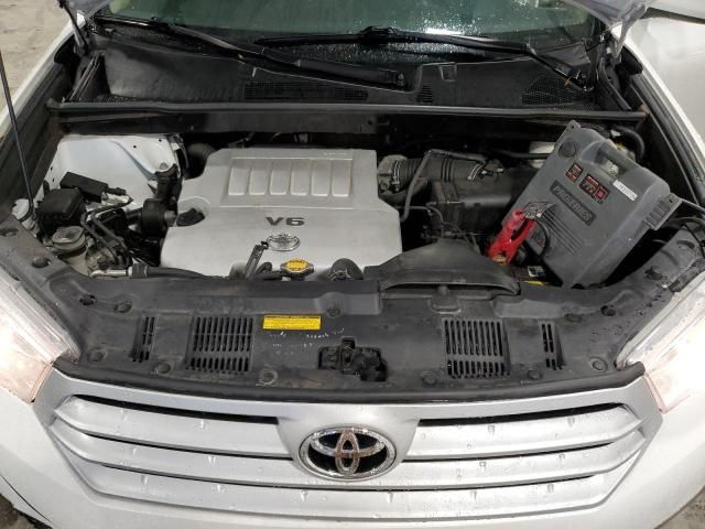 2012 Toyota Highlander Base