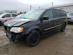 Salvage cars for sale from Copart Chicago Heights, IL: 2016 Chrysler Town & Country Touring