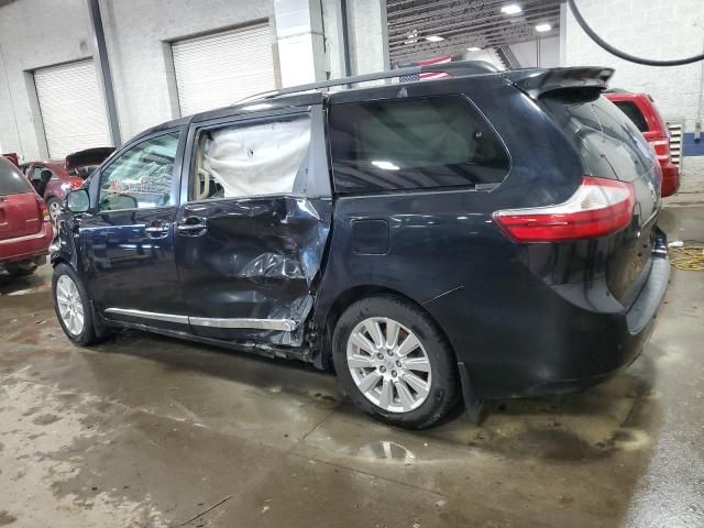 2017 Toyota Sienna XLE