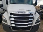 2019 Freightliner Cascadia 126