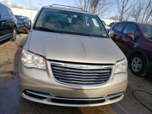 2012 Chrysler Town & Country Limited