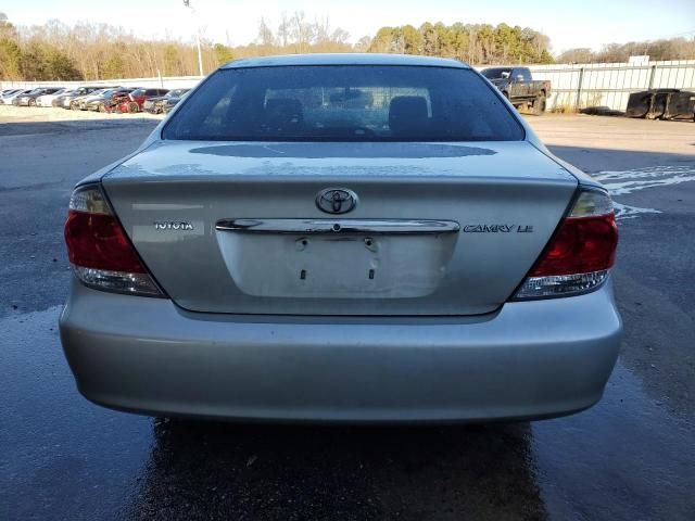 2005 Toyota Camry LE