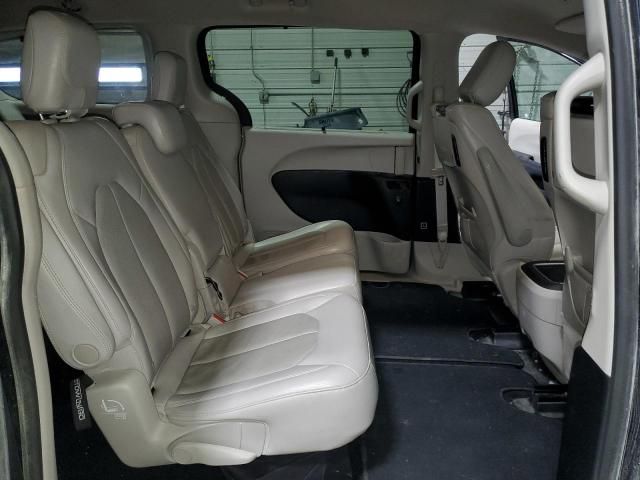 2018 Chrysler Pacifica Touring L Plus