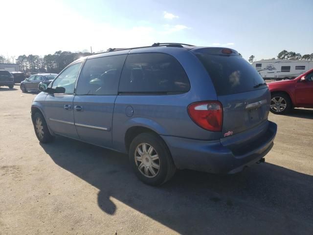 2007 Chrysler Town & Country Touring