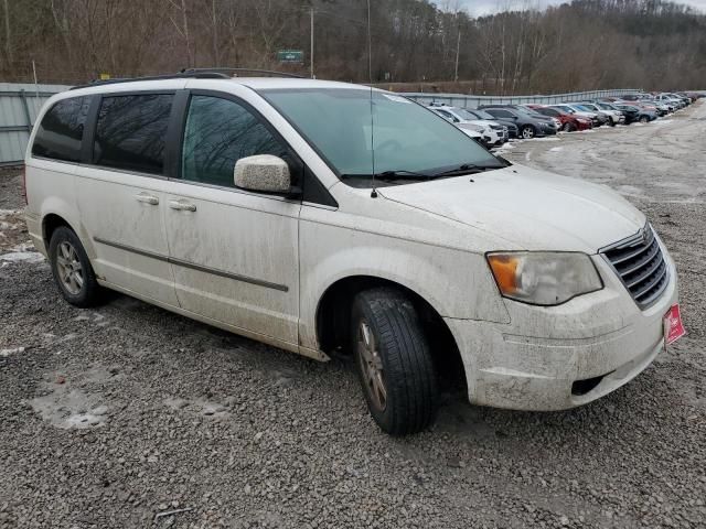 2010 Chrysler Town & Country Touring