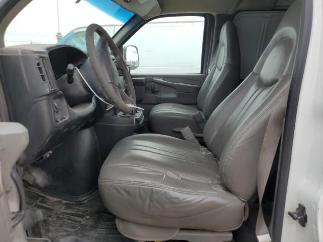 2003 Chevrolet Express G2500