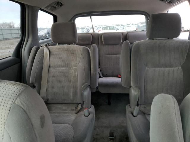 2008 Toyota Sienna CE