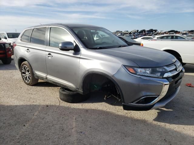 2016 Mitsubishi Outlander SE