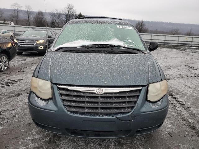 2007 Chrysler Town & Country Touring