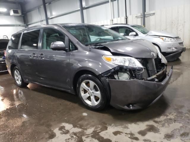 2012 Toyota Sienna LE