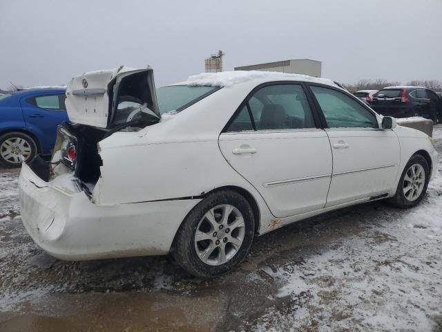 2005 Toyota Camry LE