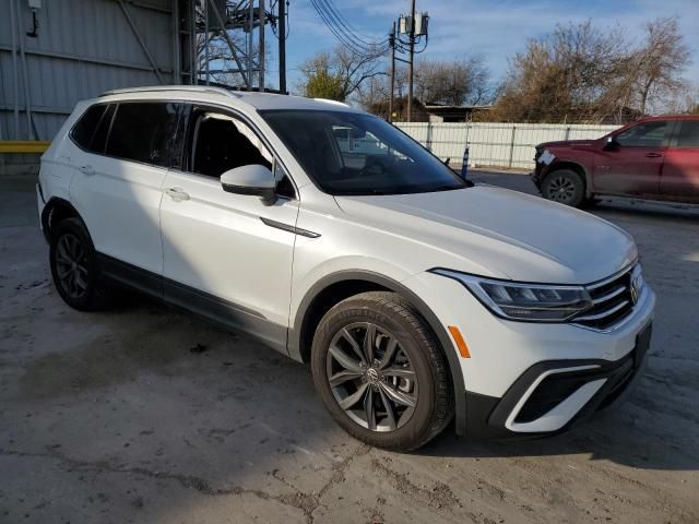 2023 Volkswagen Tiguan SE