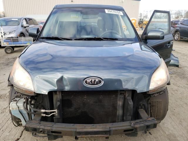 2011 KIA Soul +