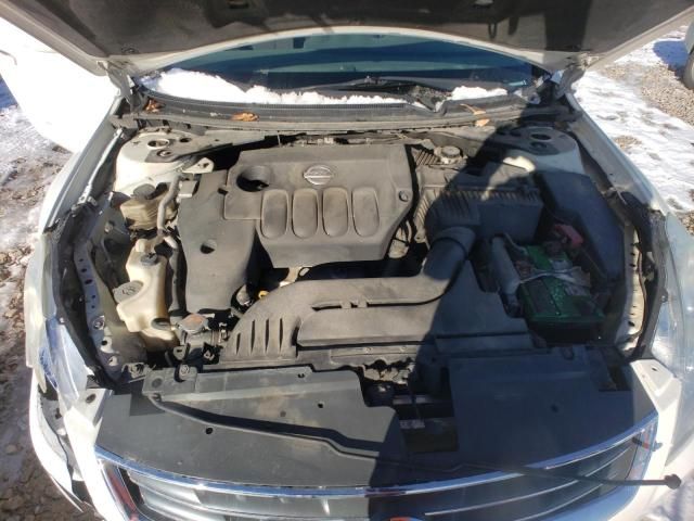 2010 Nissan Altima Base