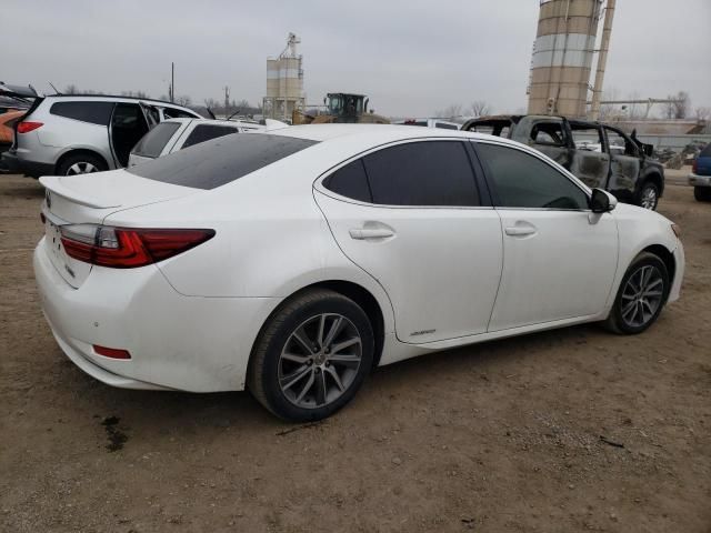 2016 Lexus ES 300H