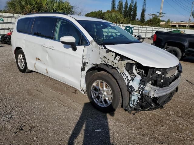 2020 Chrysler Voyager LXI