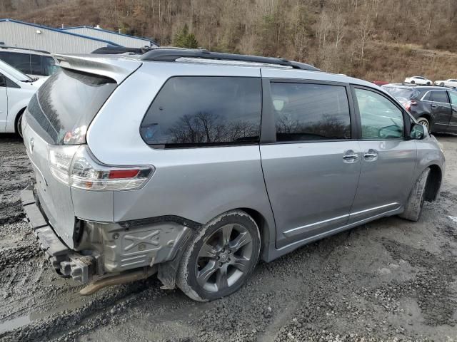 2014 Toyota Sienna Sport