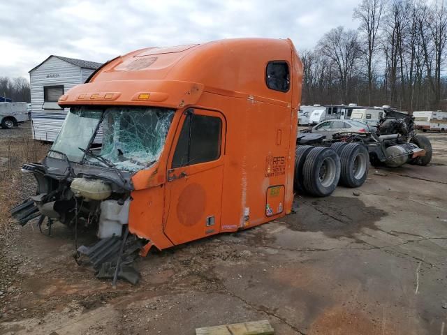 2005 Freightliner Conventional ST120