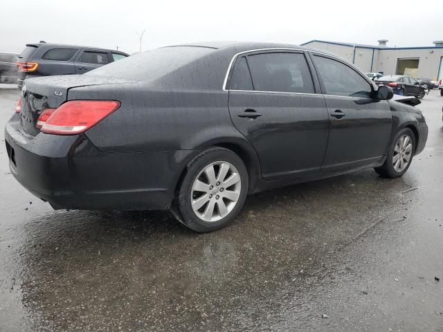 2005 Toyota Avalon XL