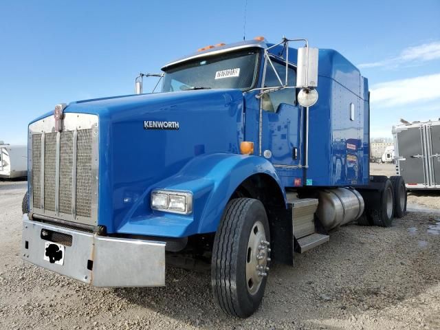 2010 Kenworth Construction T800