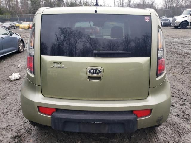 2010 KIA Soul +