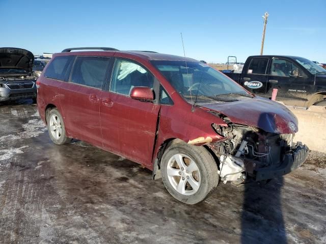 2012 Toyota Sienna LE