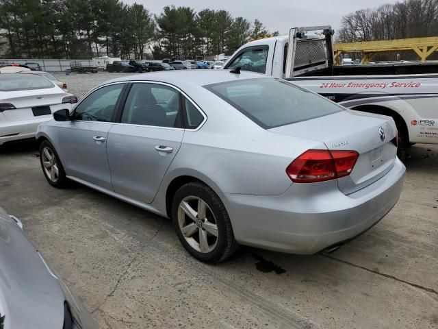 2013 Volkswagen Passat SE