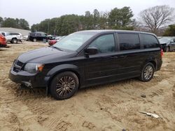 Salvage cars for sale from Copart Seaford, DE: 2016 Dodge Grand Caravan SXT