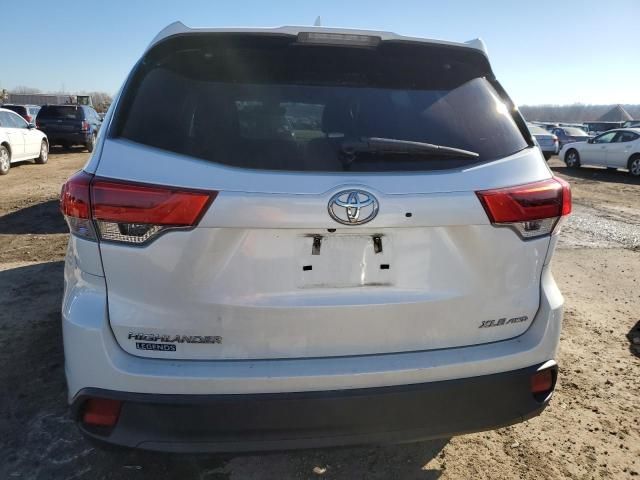 2018 Toyota Highlander SE