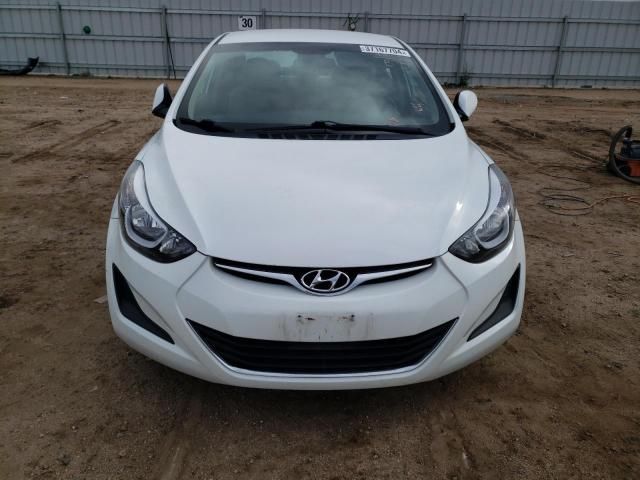 2016 Hyundai Elantra SE